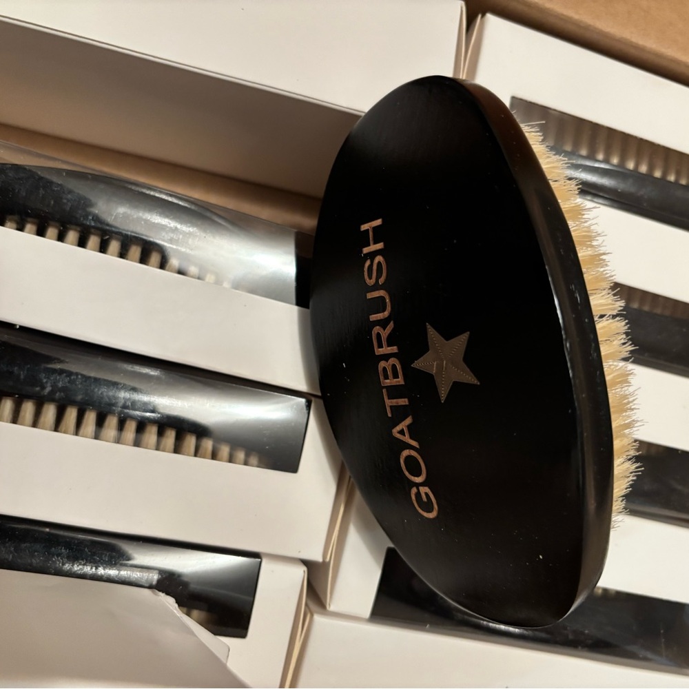 Beautiful black wave brush